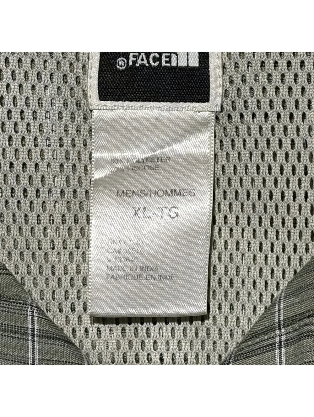 The North Face Men’s Small Button Up Shirt Short Sleeve Plaid Zipper Pocket